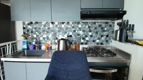 hollyshit_ online show from October 9, 9:13 pm