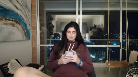 hollyshit_ online show from October 21, 12:33 am