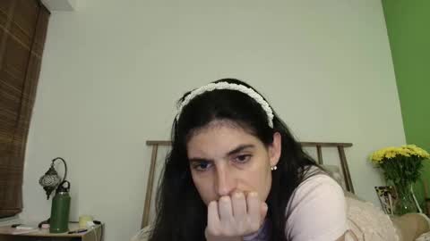 hollyshit_ online show from March 4, 1:33 am