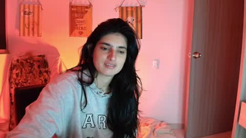 hollyshit_ online show from June 25, 12:32 am