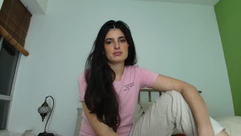 hollyshit_ online show from July 19, 1:31 am