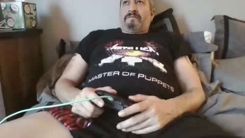 hollywoodban online show from February 1, 1:15 am