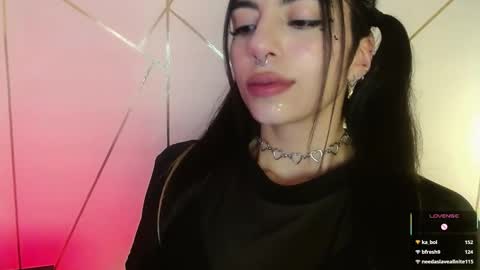 holly online show from March 1, 6:43 pm
