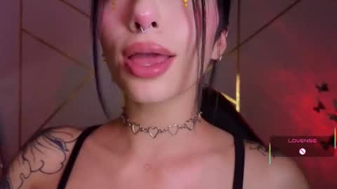 holly online show from October 30, 12:01 am