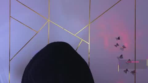 holly online show from November 6, 1:34 pm