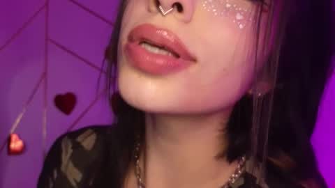 holly online show from March 11, 3:23 am