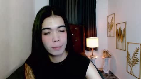 yumi online show from February 23, 10:12 am