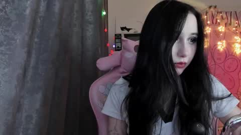 Ho Lee Sheet online show from March 12, 4:24 pm