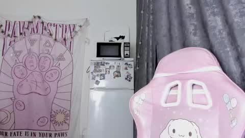 Ho Lee Sheet online show from September 12, 5:02 pm