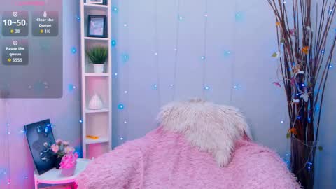 Holy girl online show from November 8, 2:56 am