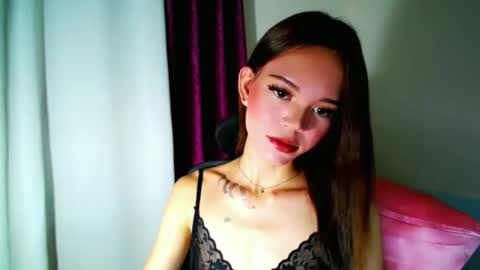holy_maxine online show from January 19, 3:05 pm