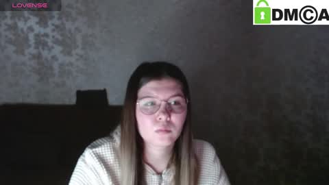 Welcome guys  Pleasure to see you all here  My name is MichaelaTip menu is active Private is open  online show from March 5, 11:06 am