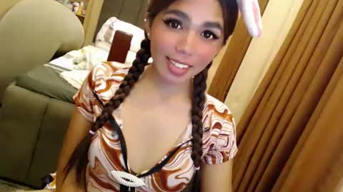 holy_molly1 online show from June 3, 4:23 pm