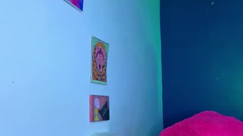      online show from November 9, 7:50 am