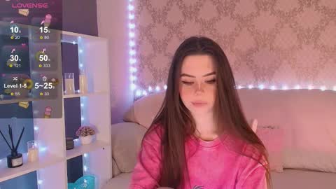 Mia online show from February 25, 3:27 am