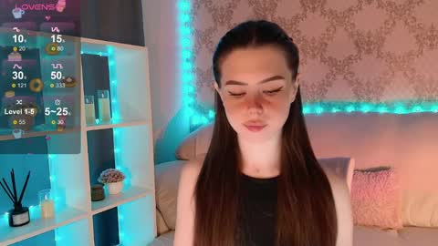Snapshot of holymiax chatting on May 29, 3:37 am Mia online show from May 29, 3:37 am