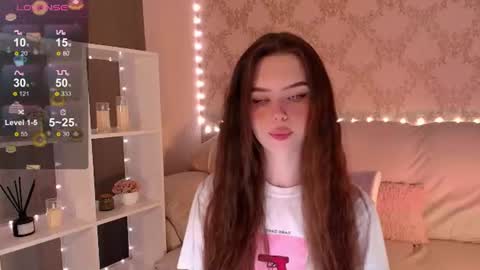 Mia online show from July 13, 3:20 am