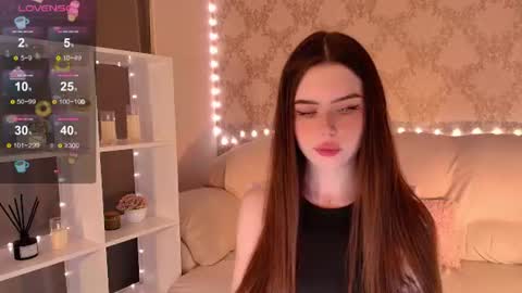 Mia online show from July 19, 3:32 am