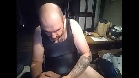 Thomass online show from November 9, 10:30 pm