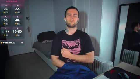 Snapshot of honestandrew chatting on February 17, 9:24 am Andrew online show from February 17, 9:24 am