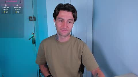 Andrew online show from October 20, 7:42 am