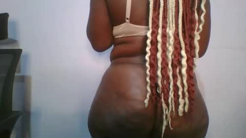 honey_beb online show from October 4, 4:54 am