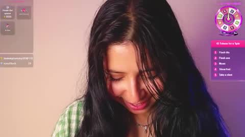 Snapshot of honey_buns_1 chatting on March 11, 4:18 pm mimi online show from March 11, 4:18 pm