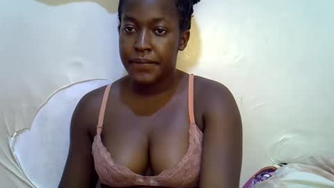 honey_dropp1 online show from June 11, 2:59 pm