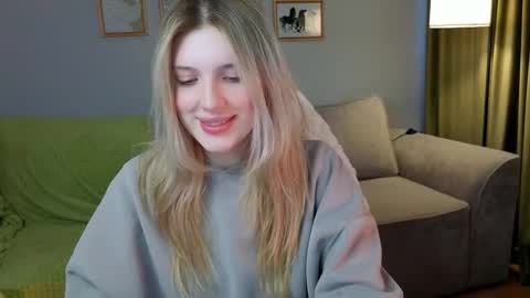 Lina online show from March 28, 5:29 am