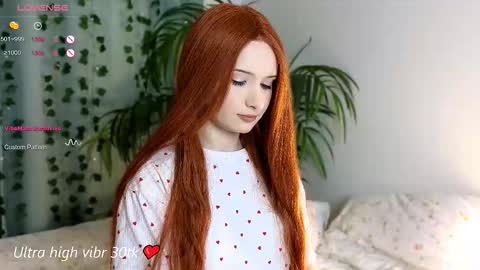 Snapshot of honey_letty chatting on November 5, 5:35 pm LETTY online show from November 5, 5:35 pm