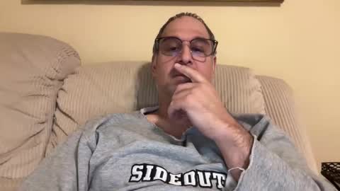 Snapshot of honey_man14 chatting on February 20, 2:08 am honey_man14 online show from February 20, 2:08 am