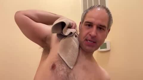 Snapshot of honey_man14 chatting on March 5, 10:17 pm honey_man14 online show from March 5, 10:17 pm