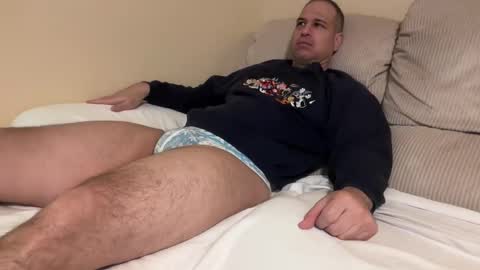 Snapshot of honey_man14 chatting on March 14, 3:01 am honey_man14 online show from March 14, 3:01 am