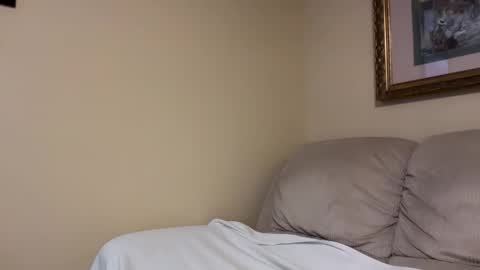 Snapshot of honey_man14 chatting on March 15, 3:12 am honey_man14 online show from March 15, 3:12 am