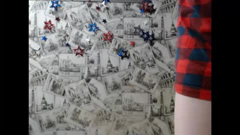 Snapshot of honey_mood chatting on November 30, 9:30 pm Lina online show from November 30, 9:30 pm