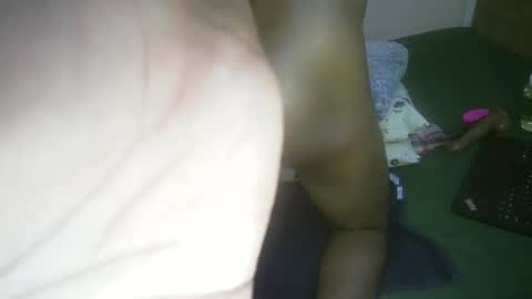 Snapshot of honey_nubia0 chatting on November 30, 11:25 am honey_nubia0 online show from November 30, 11:25 am