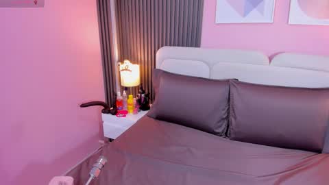 honey_sofii_ online show from October 14, 11:33 am