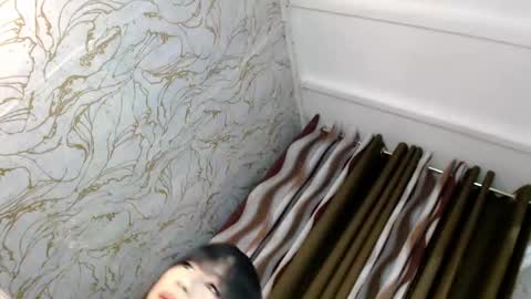 Snapshot of honey_swellens chatting on March 21, 7:17 pm honey_swellens online show from March 21, 7:17 pm