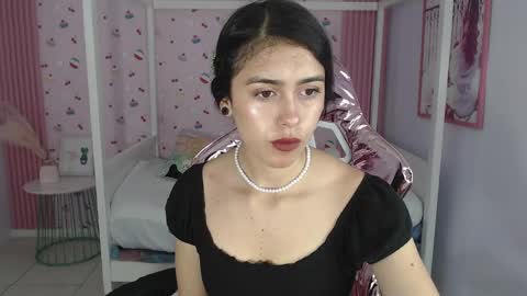 HONEY  online show from January 7, 12:52 pm
