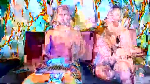 Snapshot of honeyandhell chatting on November 5, 12:27 pm Caterin And Axel online show from November 5, 12:27 pm