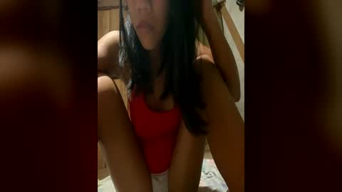 Snapshot of honeybabe12xx chatting on June 18, 2:10 pm honeybabe12xx online show from June 18, 2:10 pm
