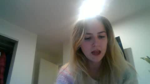 Snapshot of honeyblakex chatting on June 30, 5:08 am honeyblakex online show from June 30, 5:08 am