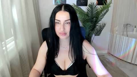 Snapshot of honeyblossome chatting on May 19, 4:30 am Jacqueline online show from May 19, 4:30 am