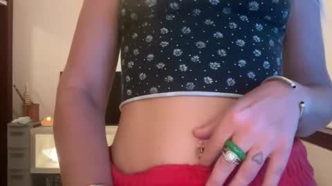 honeybun_z online show from December 19, 6:15 pm