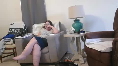 Snapshot of honeybuns344636 chatting on January 11, 7:05 pm Honey online show from January 11, 7:05 pm