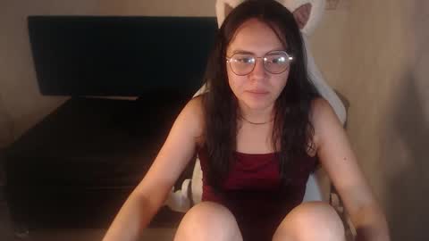 Emily online show from February 12, 4:24 pm