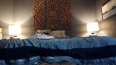 Honey online show from December 7, 3:52 pm