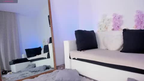 Honey online show from September 22, 3:08 am