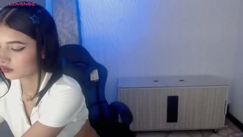 HONEY LUXE online show from February 4, 4:18 am