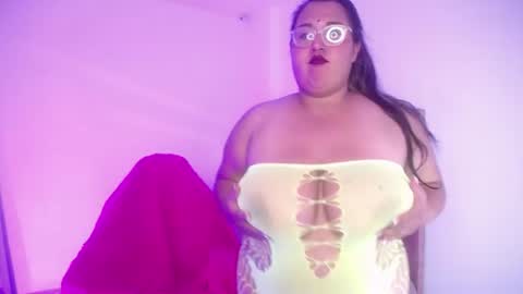 Honney online show from June 24, 1:37 am